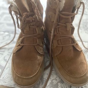 Sorel women’s boots